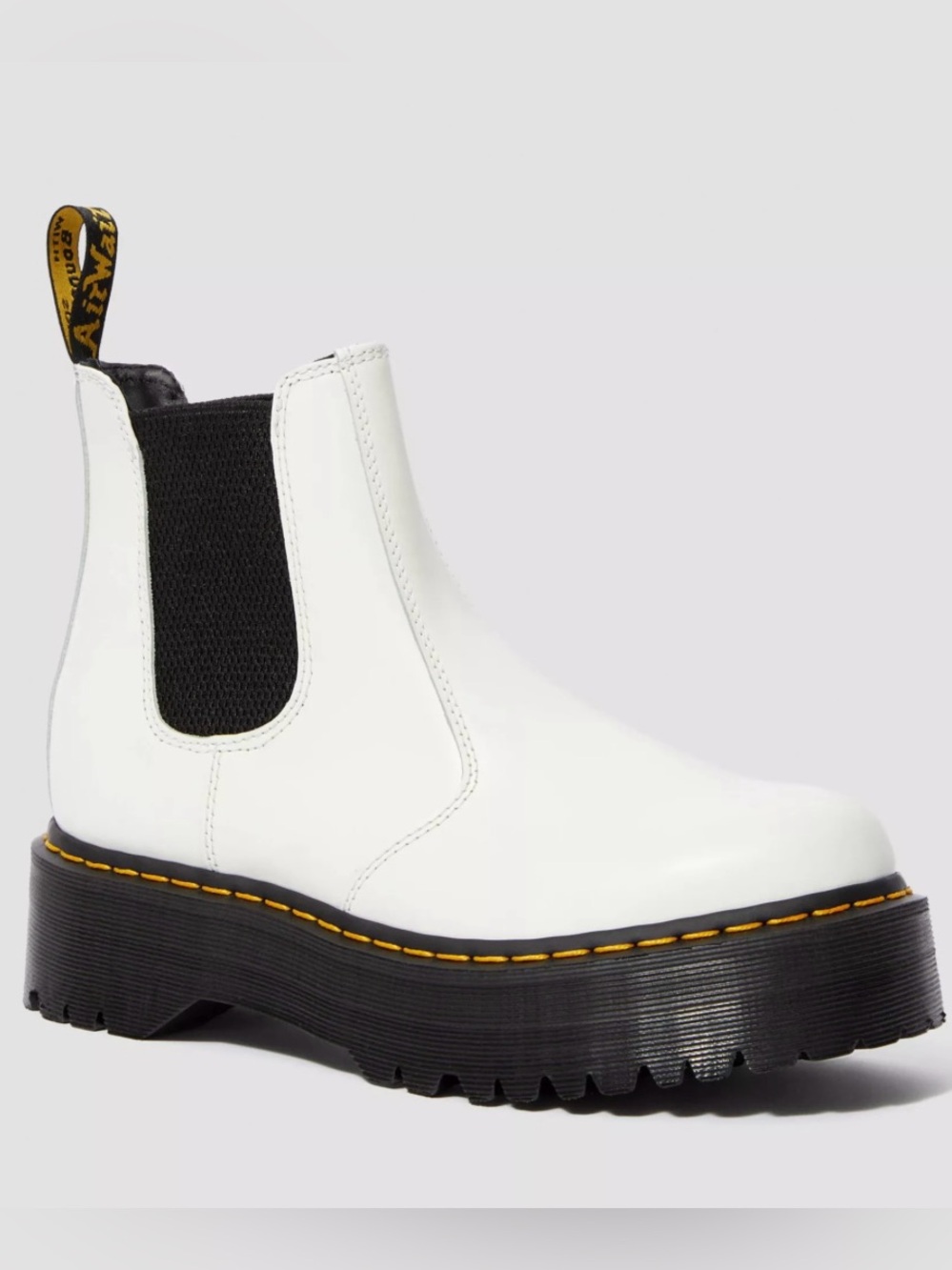 Dr. Martens White Chelsea Boots 2976 smooth leather quad unisex like new